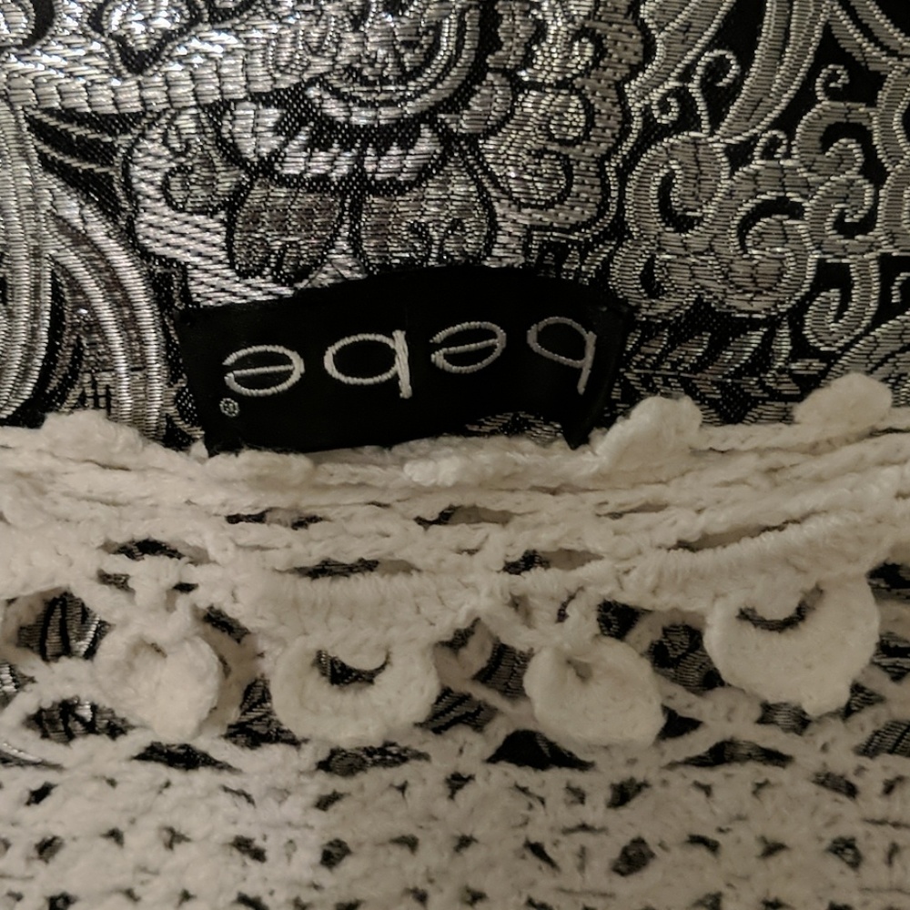 **Sold** Bebe white crochet beach top sz Small - Picture 3 of 5